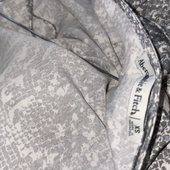 Abercrombie & Fitch Silver Long Sleeve Dress - Picture 5 of 5